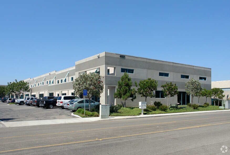 Primary Photo Of 4837 McGrath St, Ventura Manufacturing For Lease