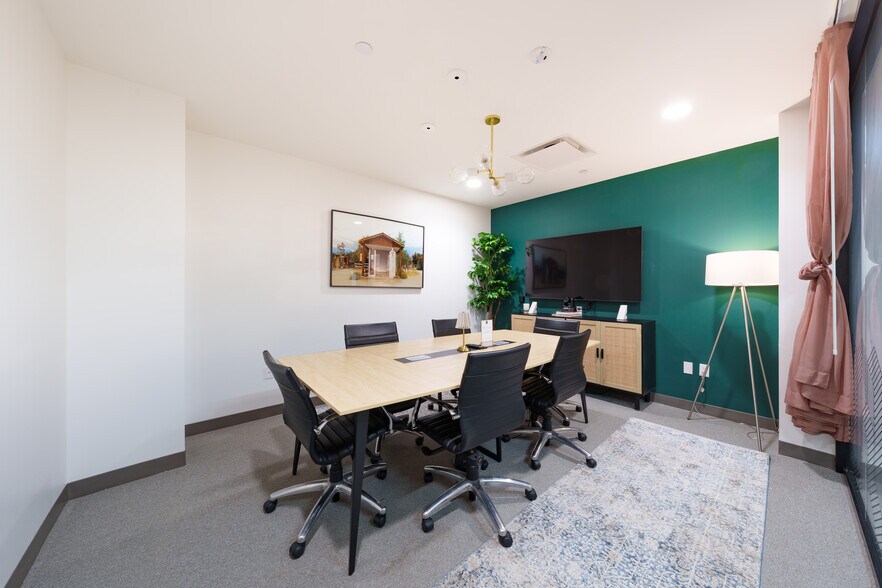 More Photos Of 287 Park Ave S, New York Coworking Space