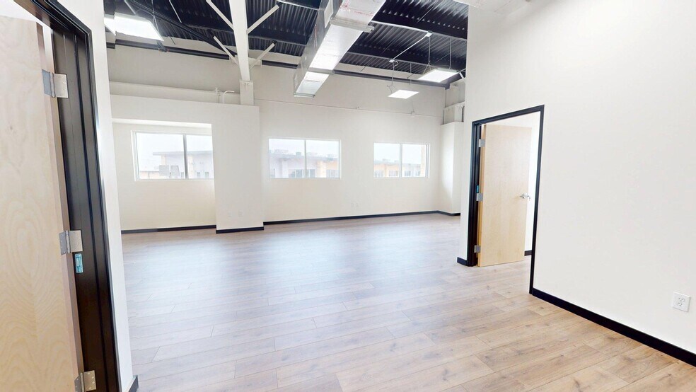 More Photos Of 9025 W State Highway 29, Liberty Hill Office For Sale