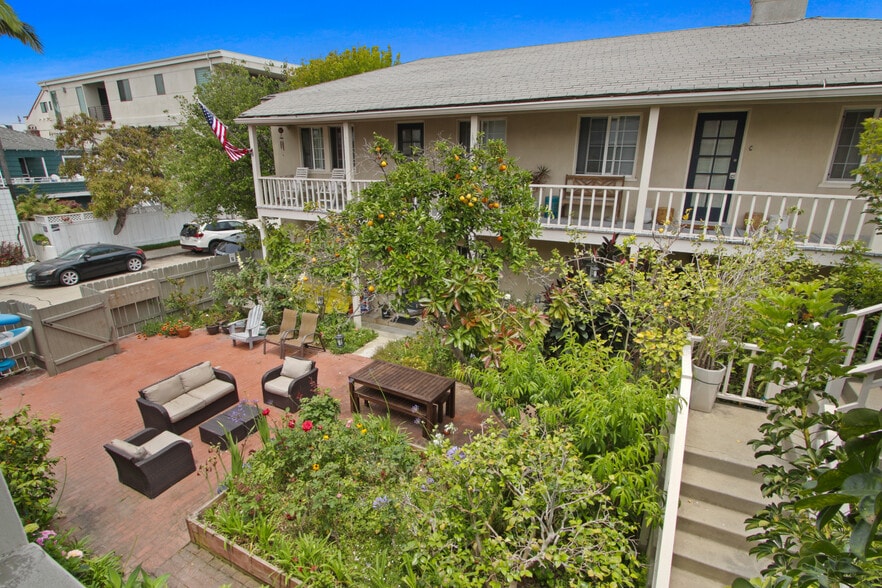 More Photos Of 5901 E Ocean Blvd, Long Beach Apartments For Sale