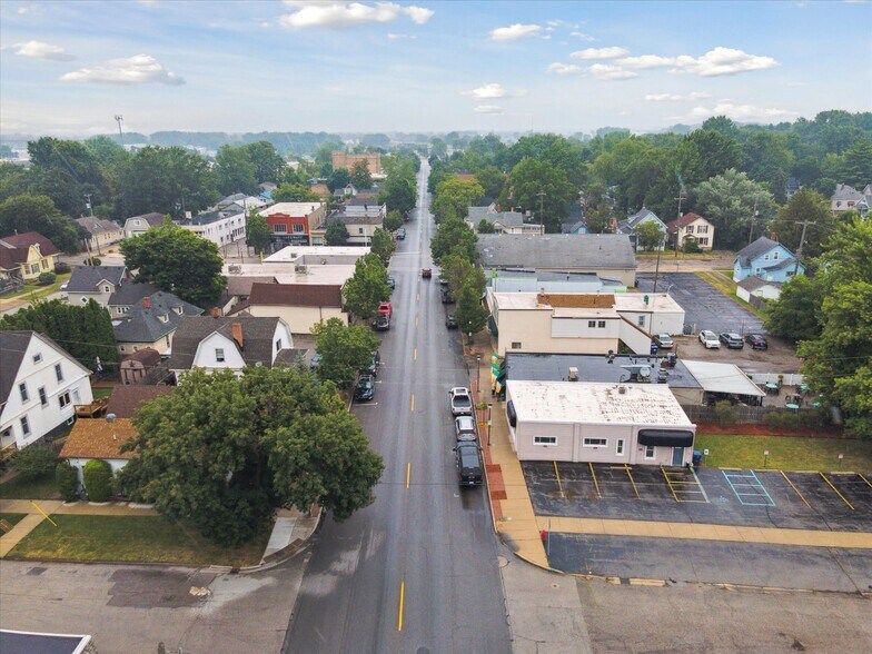More Photos Of 1000 N Johnson St, Bay City Medical For Sale