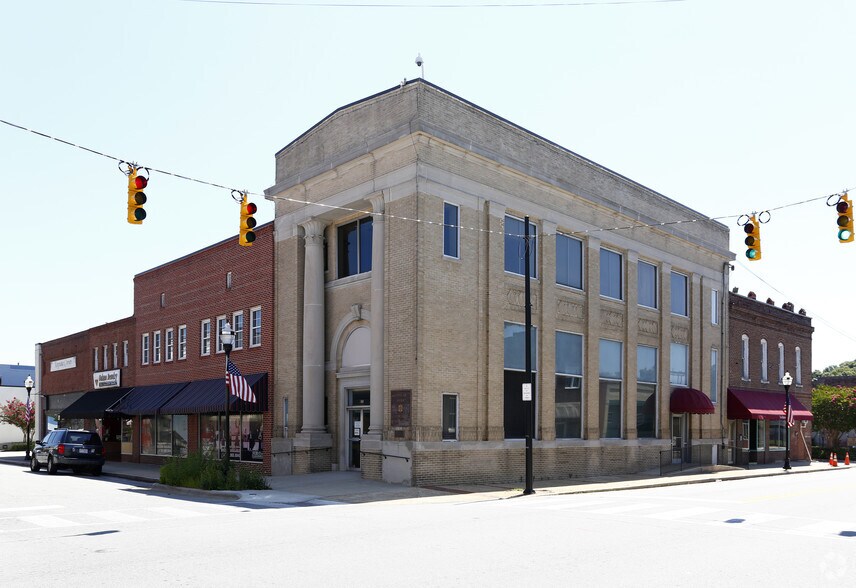 Primary Photo Of 100 N Raiford St, Selma Office For Lease