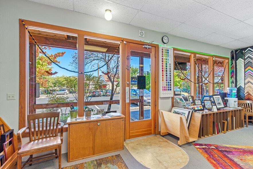 More Photos Of 340 A St, Ashland Office For Sale