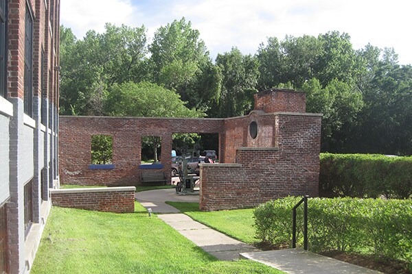 More Photos Of 431 Pine St, Burlington Office For Lease