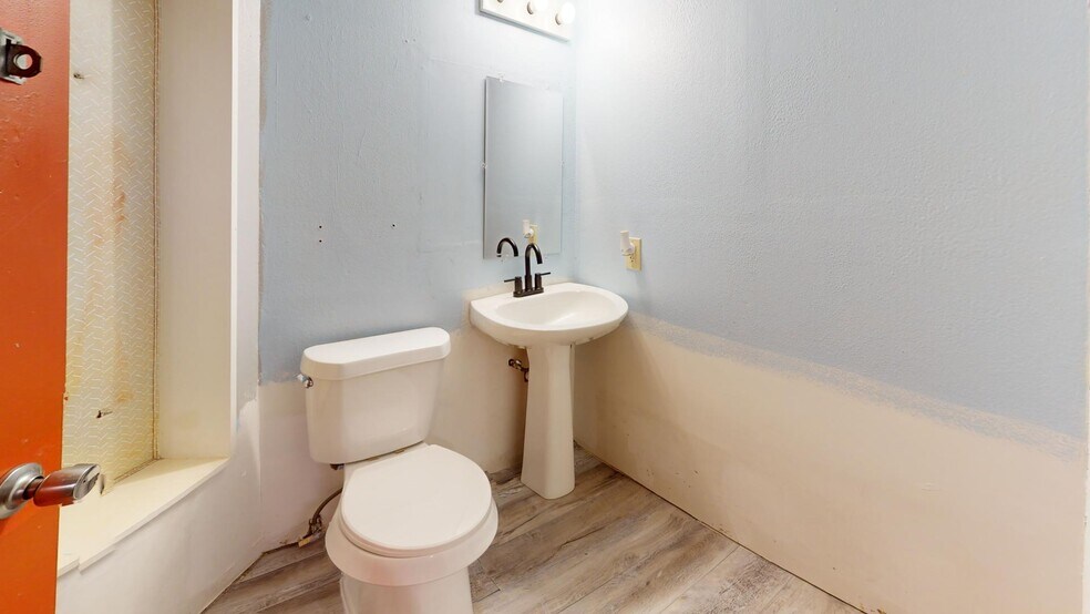 More Photos Of 1205 Rio Grande St, Austin Loft Creative Space For Lease