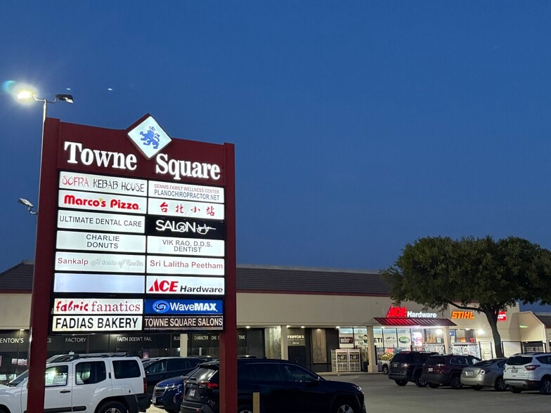 More Photos Of 910 W Parker Rd, Plano Unknown For Lease