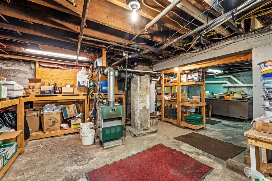 More Photos Of 750 Boulevard Ave, Dickson City Bar For Sale