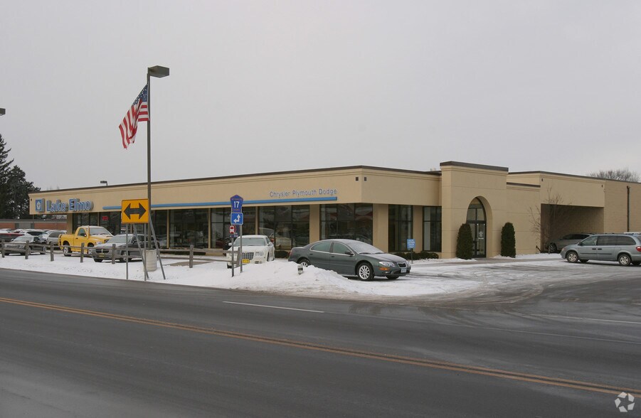 More Photos Of 11144 N Stillwater Blvd, Lake Elmo Auto Dealership For Sale