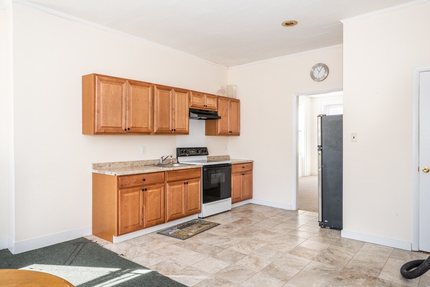 More Photos Of 97 Broadway, Verplanck Funeral Home For Lease