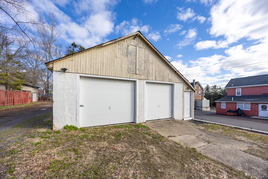 More Photos Of 109 Gravel Pike, Collegeville Office Residential For Sale