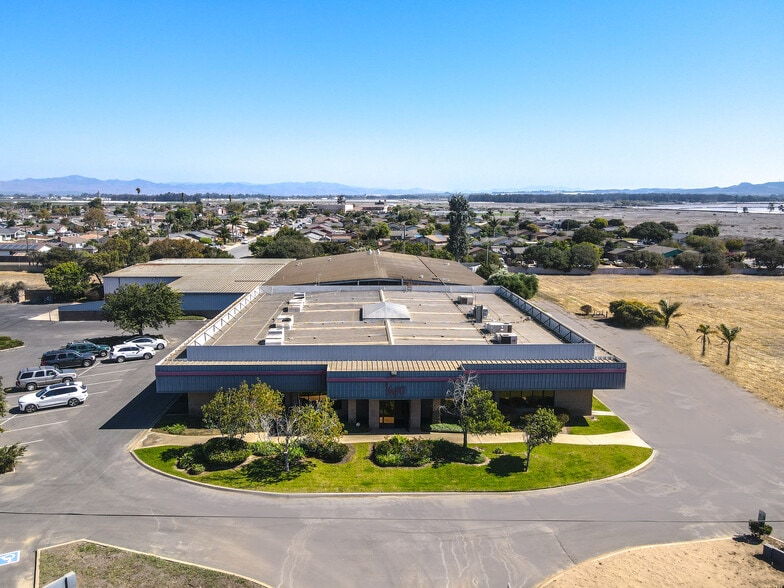 Primary Photo Of 3510 Black Rd, Santa Maria Warehouse For Sale