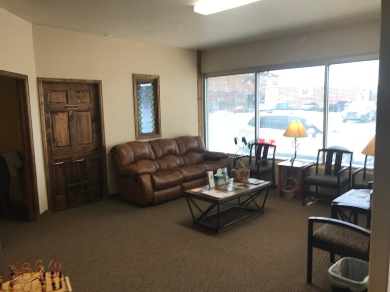 More Photos Of 103 N 5th St, Riverton Storefront Retail Office For Sale