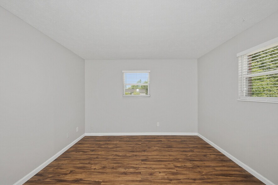 More Photos Of 3935-3939 Wilma Ct, Cincinnati Apartments For Sale