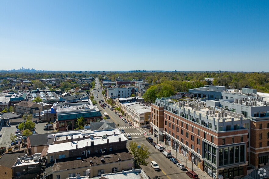 More Photos Of 348-360 Bloomfield Ave, Montclair Storefront Retail Office For Lease