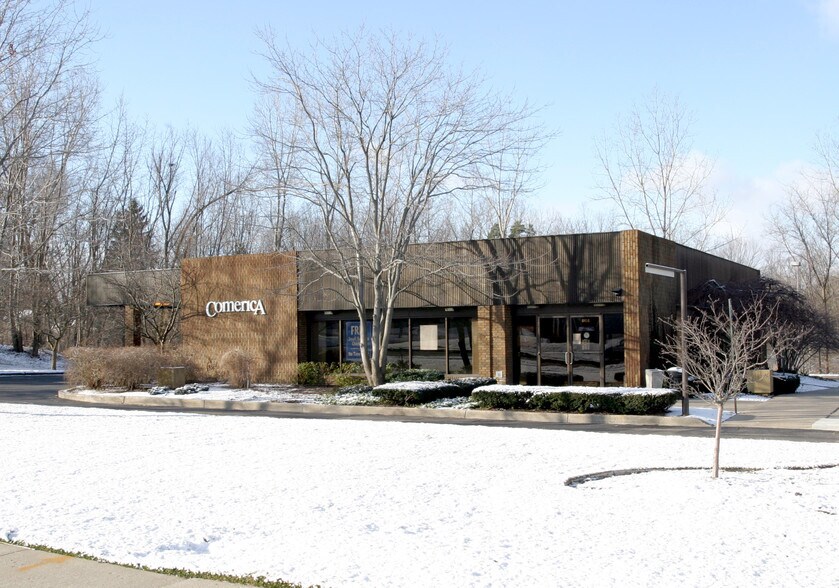 More Photos Of 5135 Kalamazoo Ave SE, Grand Rapids Bank For Sale