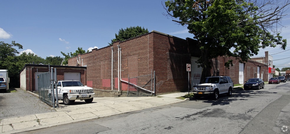 More Photos Of 102-114 Jericho Tpke, Floral Park Office For Lease