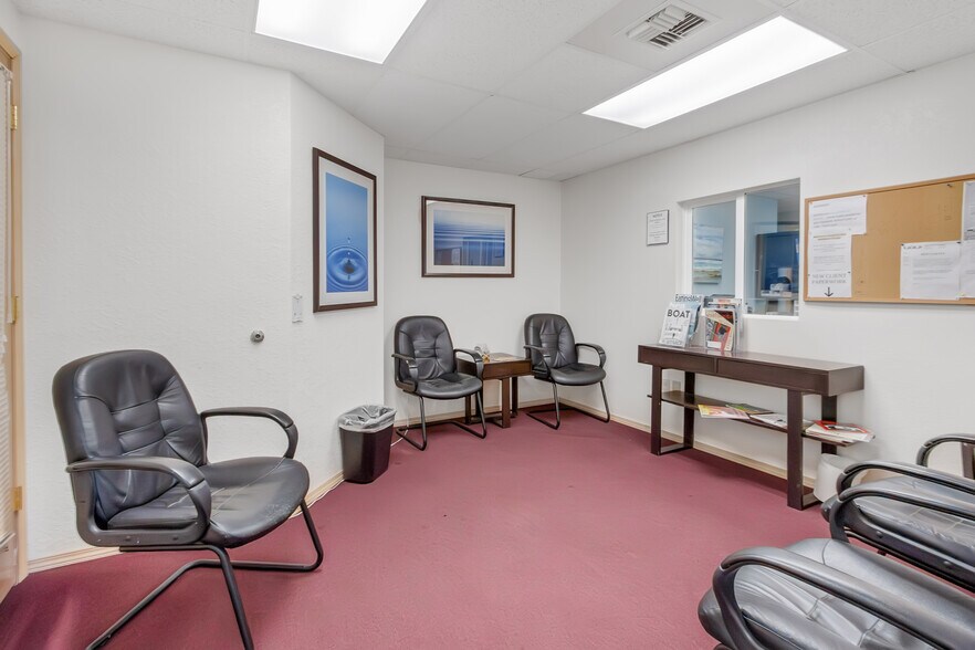 More Photos Of 104 Tremont Ave, Port Orchard Medical For Sale