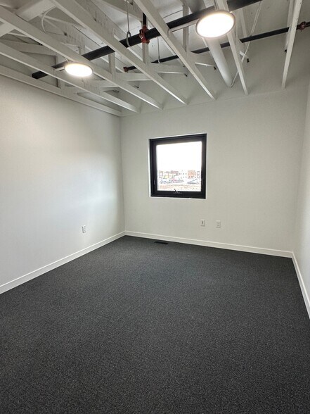 More Photos Of 4376 Forestdale Dr, Park City Research And Development For Sale