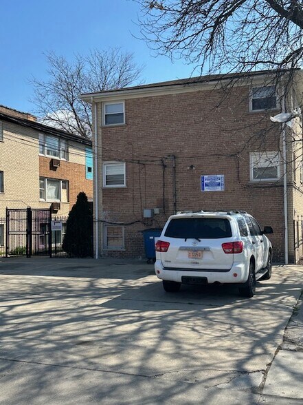 More Photos Of 8258 S Maryland Ave, Chicago Apartments For Sale