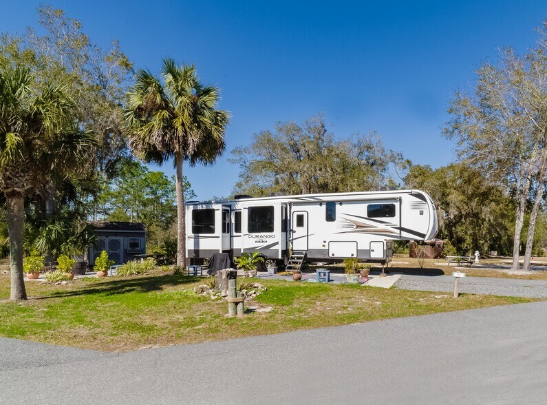 More Photos Of 11980 SW Shiloh Rd, Cedar Key Trailer Camper Park For Sale