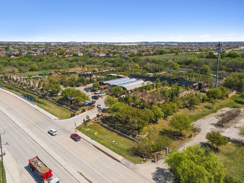 More Photos Of 7744 Blue Mound Rd, Fort Worth Garden Center For Sale