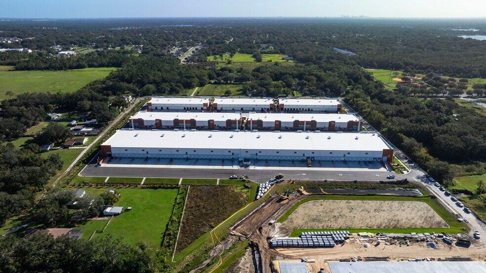 More Photos Of 1290 Ocoee Apopka Rd, Ocoee Unknown For Lease