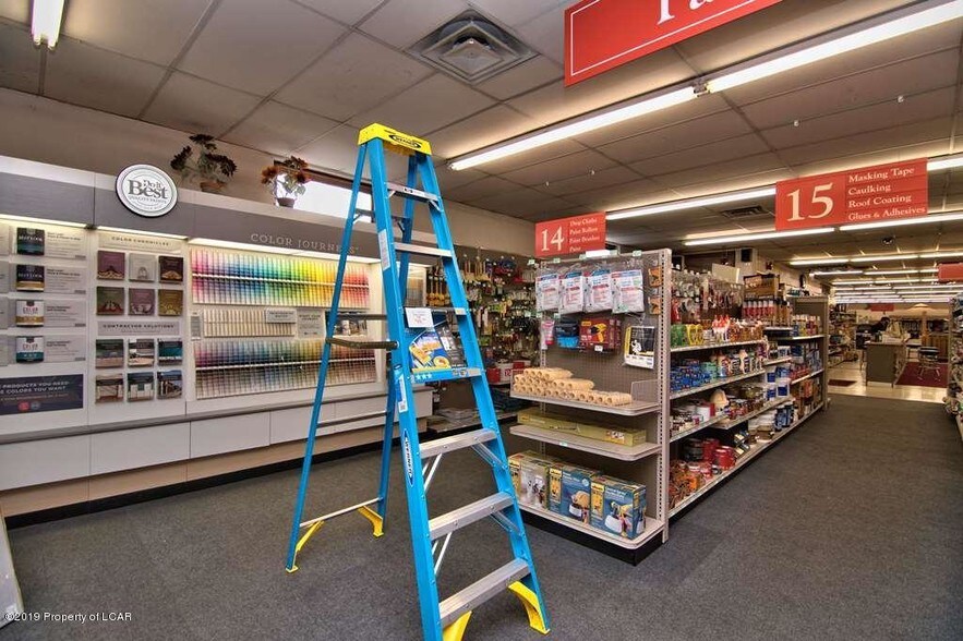 More Photos Of 541 State Route 93, Sugarloaf Light Distribution For Lease