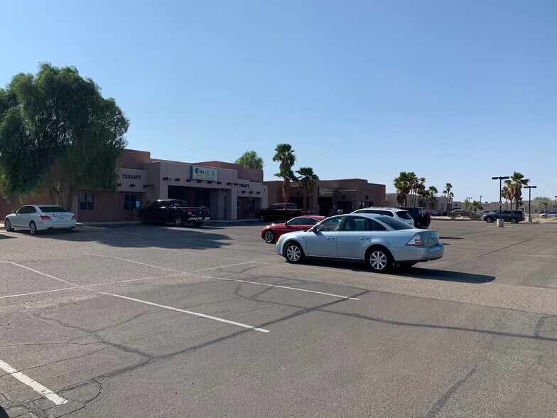 More Photos Of 11509 S Fortuna Rd, Yuma Storefront Retail Office For Lease