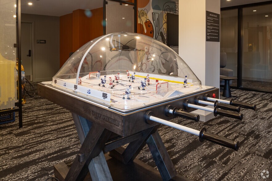 More Photos Of 52 Hanover St, Portland Apartments For Lease