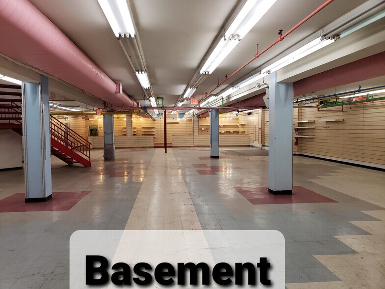 More Photos Of 140 Market St, Newark General Retail For Lease