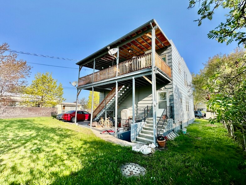 More Photos Of 2329 Fairview Ave, Missoula Multifamily For Sale