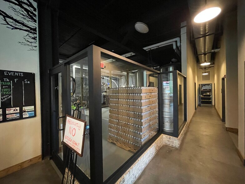 More Photos Of 414 E Water St, Lincolnton General Retail For Sale