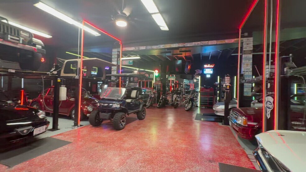 More Photos Of 41 Degnon Blvd, Bay Shore Manufacturing For Sale