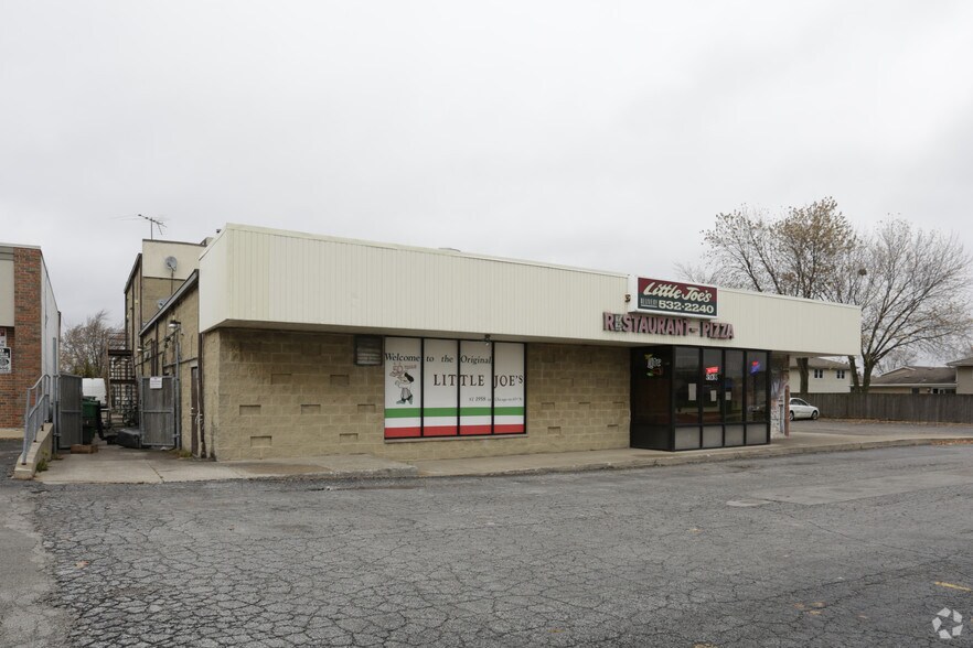 More Photos Of 7950-7976 W 167th St, Tinley Park Storefront Retail Office For Lease