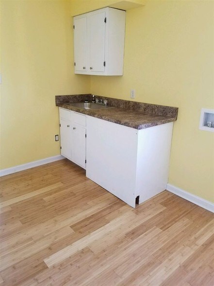 More Photos Of 1680 Kansas St, Memphis Apartments For Sale