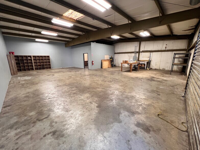 More Photos Of 237 Melody Ln, Casselberry Warehouse For Sale