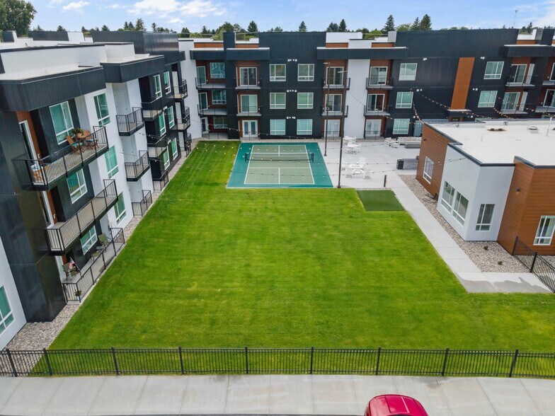 More Photos Of 1915 S Woodruff Ave, Idaho Falls Multifamily For Sale