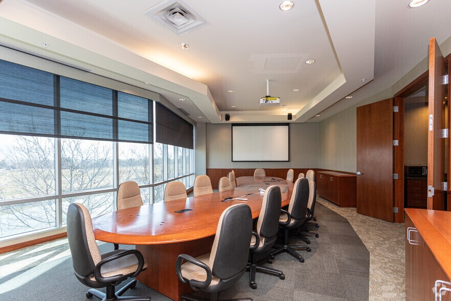 More Photos Of 2525 Lake Park Blvd, Salt Lake City Medical For Lease