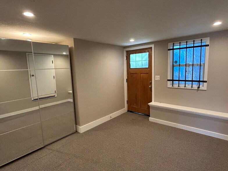 More Photos Of 3820 Broadway, Oakland Office Residential For Lease