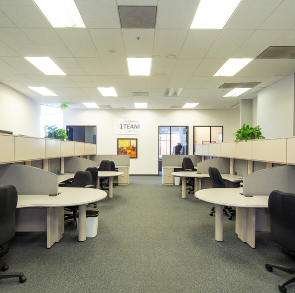 More Photos Of 2900 Collier Canyon Rd, Livermore Showroom For Sale