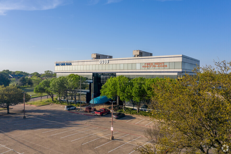 Primary Photo Of 3939 E US Highway 80, Mesquite Office For Lease