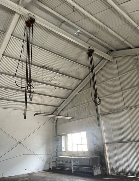 More Photos Of 126 E 16th St, Costa Mesa Service For Lease