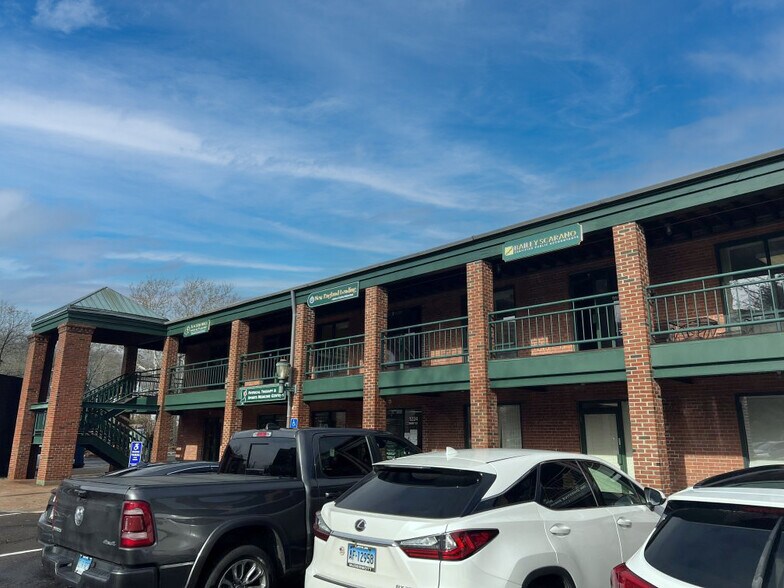 Primary Photo Of 1180-1236 Main St, Branford Unknown For Lease