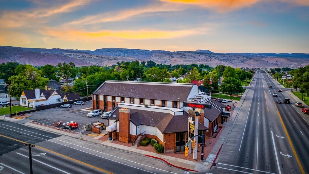 More Photos Of 333 N Main St, Richfield Hotel For Sale