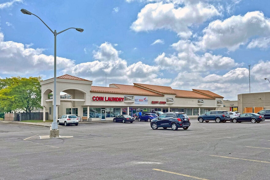 More Photos Of 23100-23200 Coolidge Hwy, Oak Park Unknown For Lease