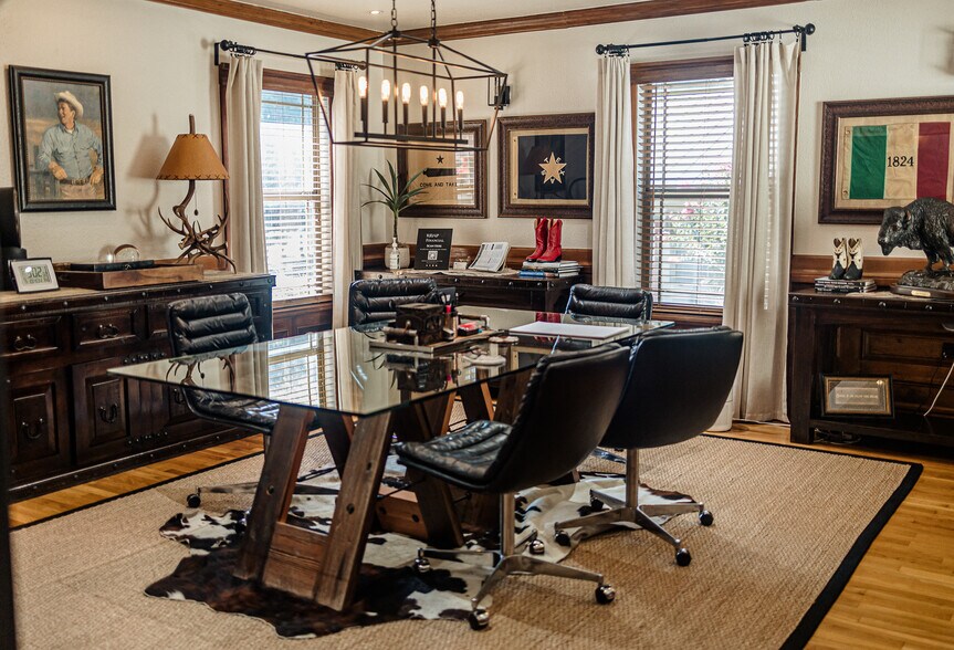 More Photos Of , Austin Unknown For Sale