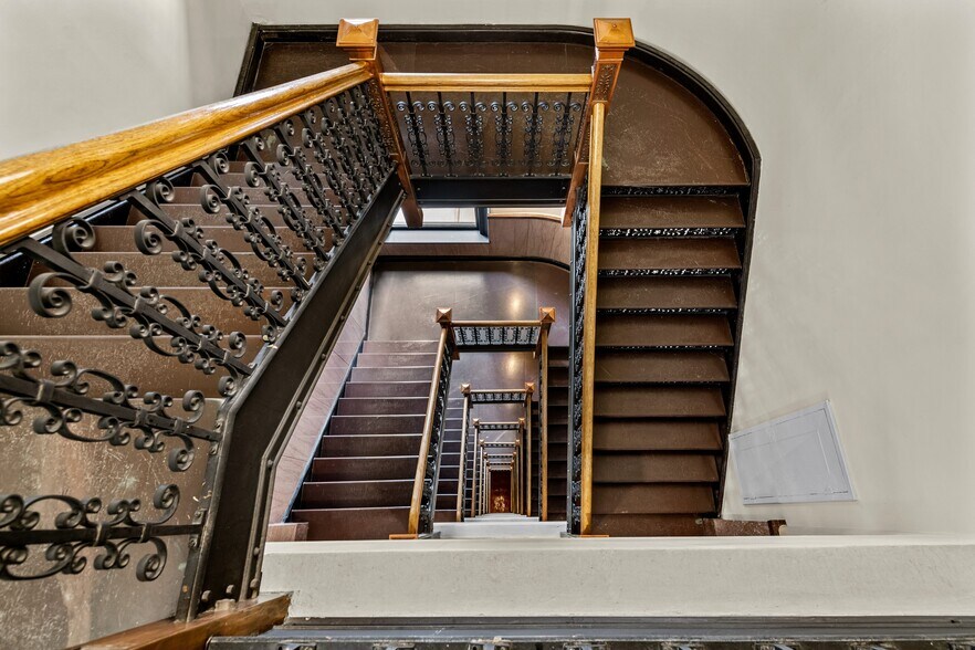 More Photos Of 730 17th St, Denver Office For Sale