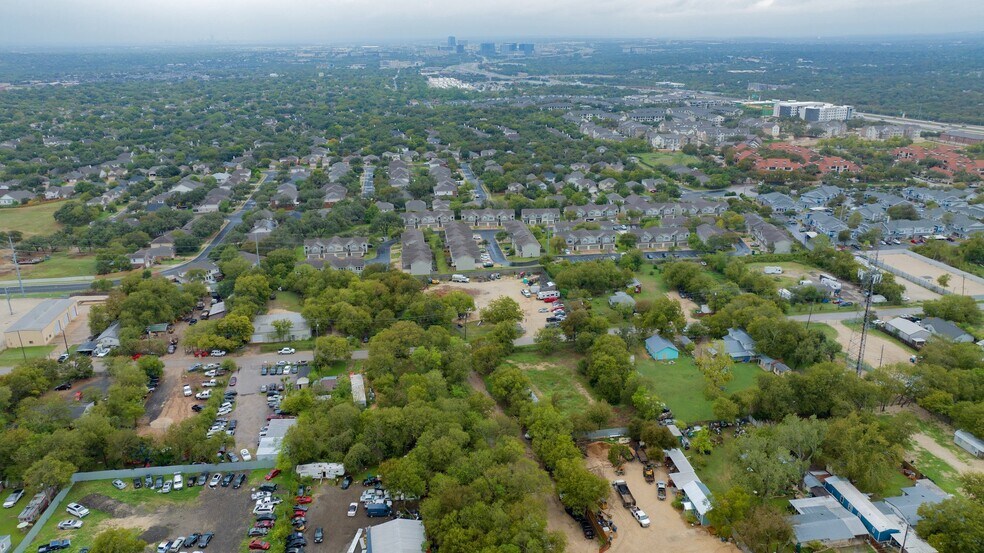 More Photos Of 2405 Gardenia Dr, Austin Land For Sale