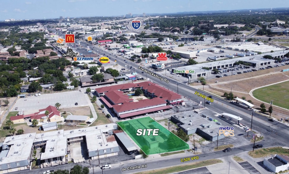 More Photos Of 125 De Chantle Dr, San Antonio Auto Repair For Lease