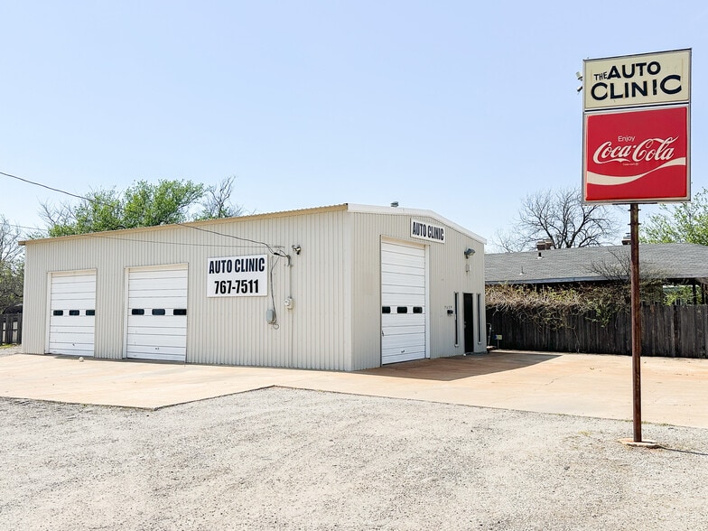 Primary Photo Of 2609 10th St, Wichita Falls Light Manufacturing For Sale
